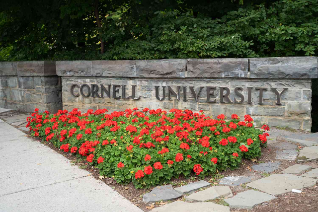 Persyaratan untuk Menjadi Mahasiswa Cornel University