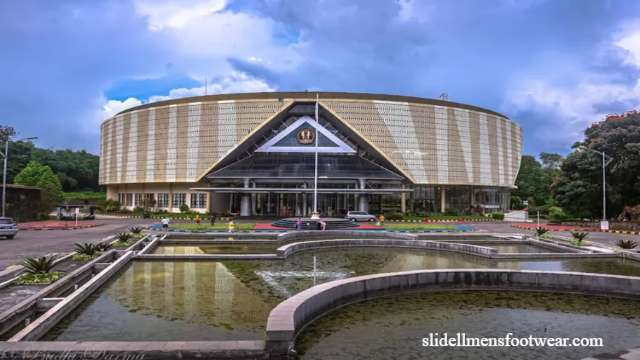 Rekomendasi Universitas Terbaik Di Sumedang