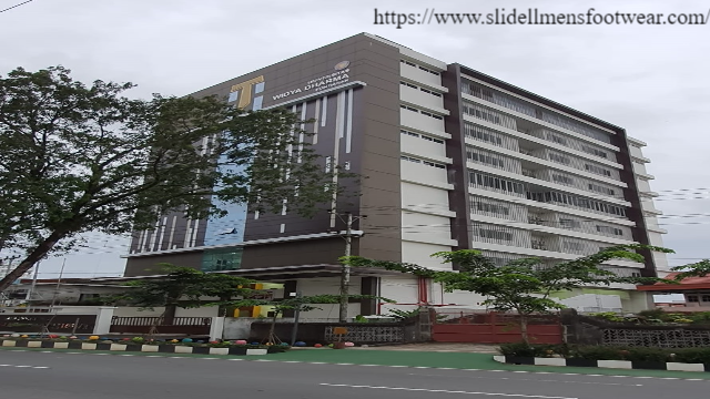 STMIK Widya Pontianak : Pusat Pendidikan Teknologi Informasi