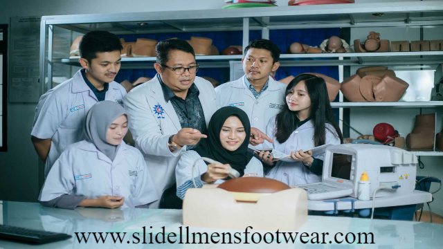 Tips Memperoleh Beasiswa Penuh Kedokteran di Indonesia